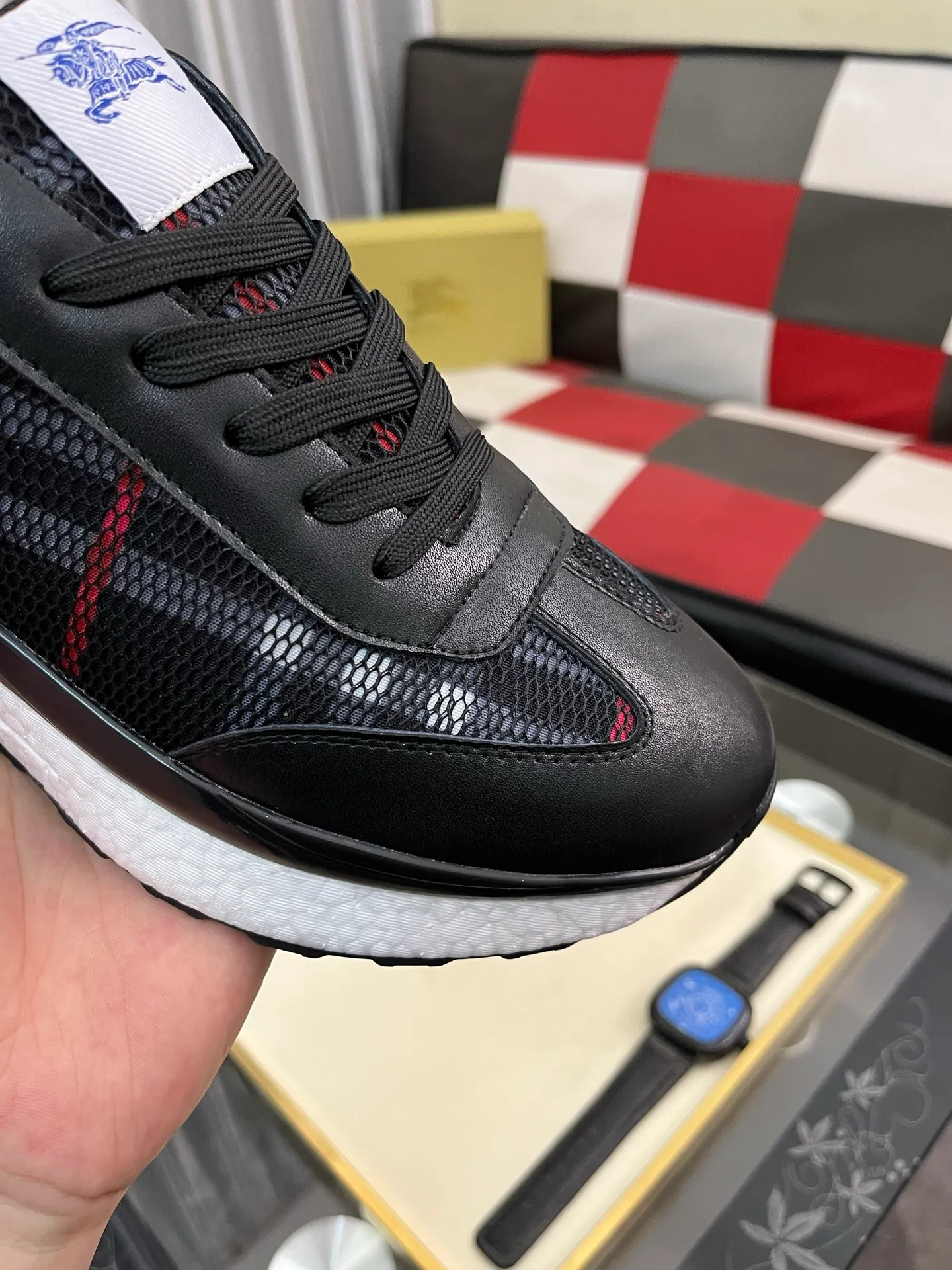 Men's shoes 💰438⌚️⌚️[BURBERRY] Burberry's authentic original high-end casual shoes🇨🇳Exquisite craftsmanship, this fabric is made of high mercerized fabric💯top layer🐷leather lining, suitable for drivers to drive🌴Original wear-resistant rubber outsole, versatile style, worth owning🍓Sizes 38-442️⃣Colors available